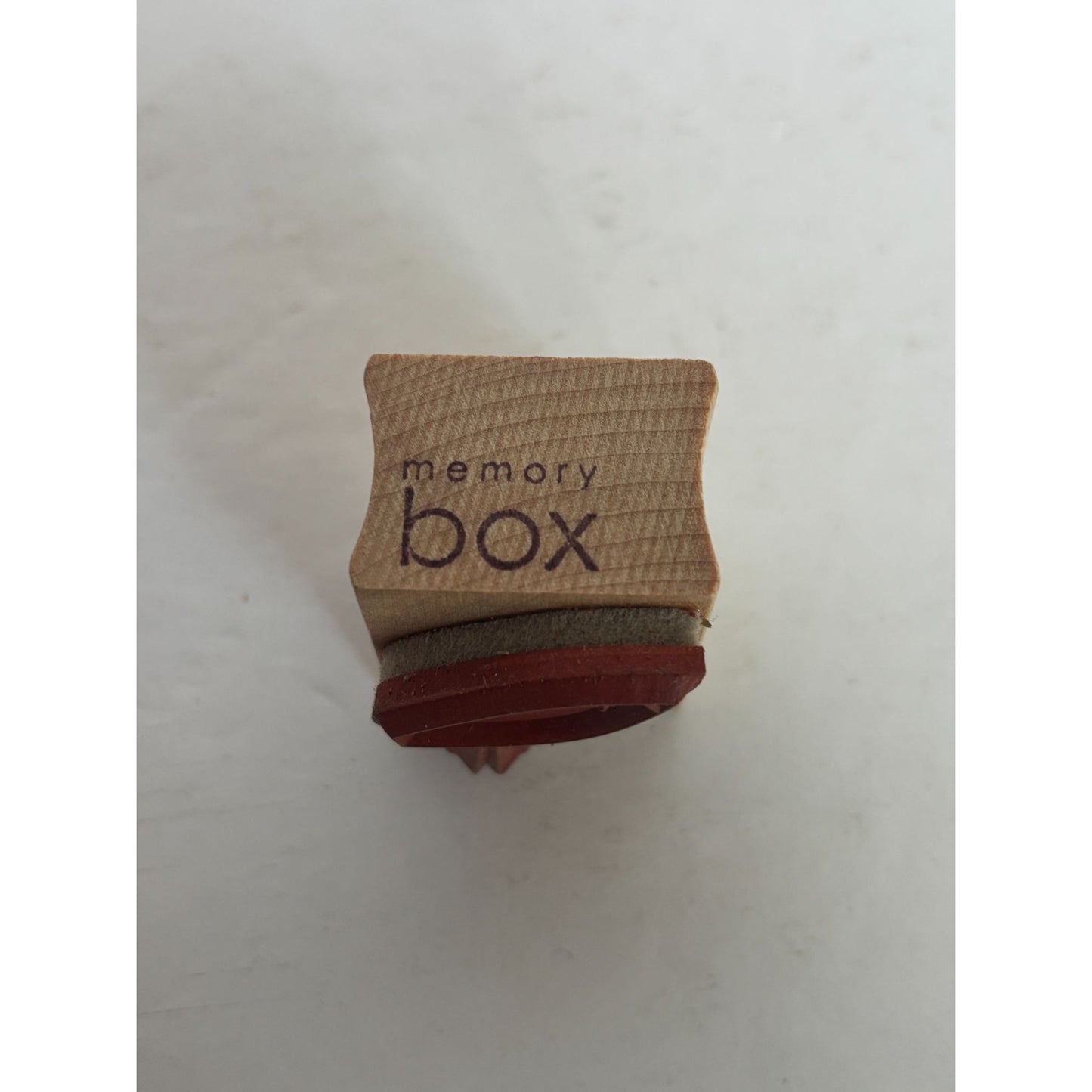 Memory Box Wood Rubber Stamp Bird Character Lines Nature Garden Outdoors Craft