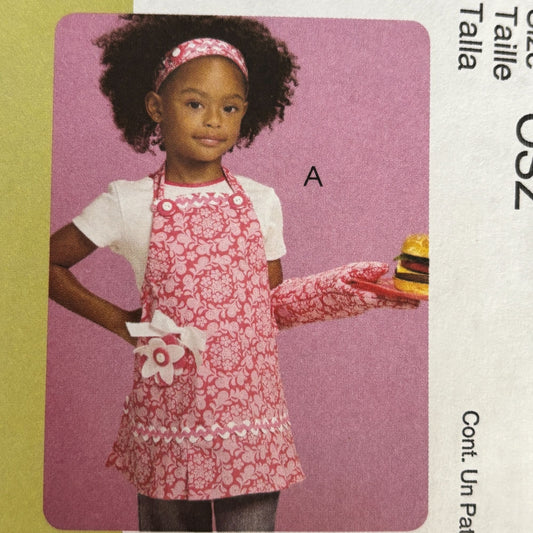 McCalls Sewing Pattern M6049 Kids Kitchen Apron Chef Hat Cooking Costume Baker 3-8 Uncut