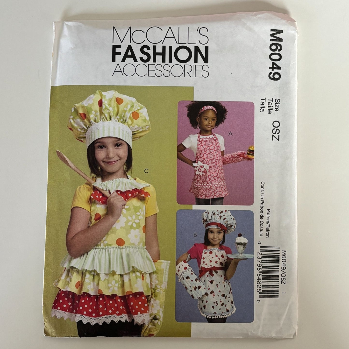 McCalls Sewing Pattern M6049 Kids Kitchen Apron Chef Hat Cooking Costume Baker 3-8 Uncut