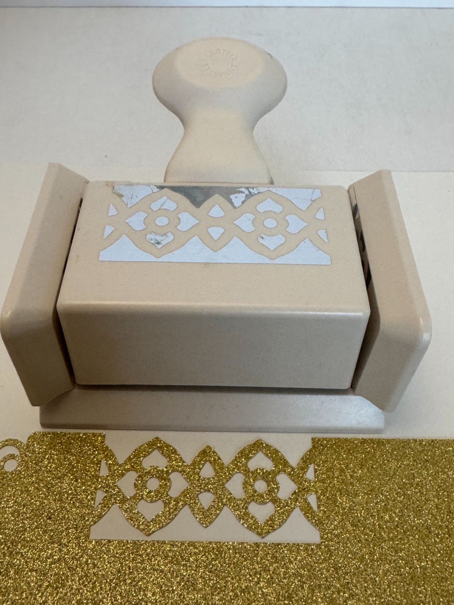 Martha Stewart Double Edge Punch Forget Me Not Trim Paper Craft Border Flowers