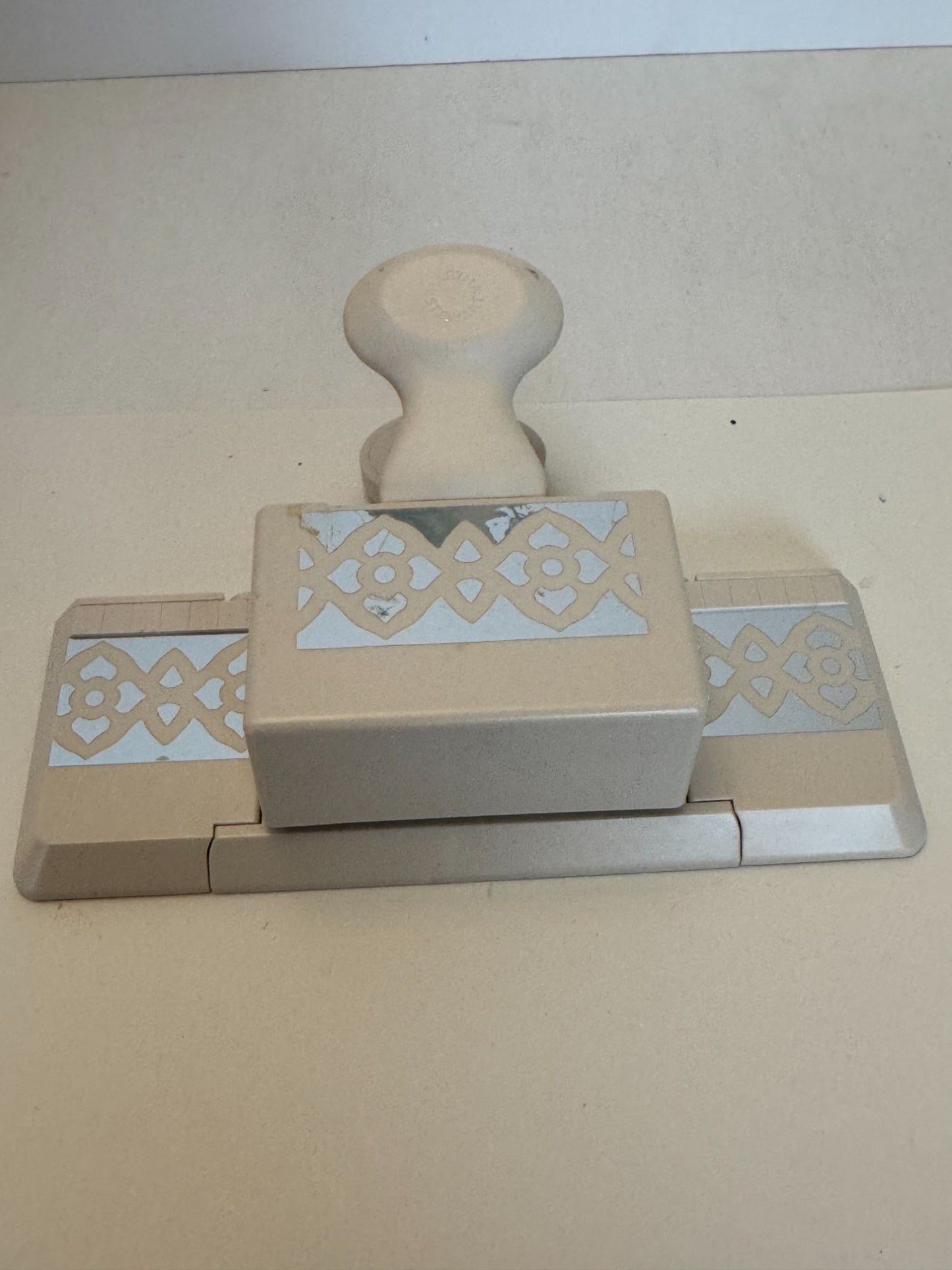 Martha Stewart Double Edge Punch Forget Me Not Trim Paper Craft Border Flowers