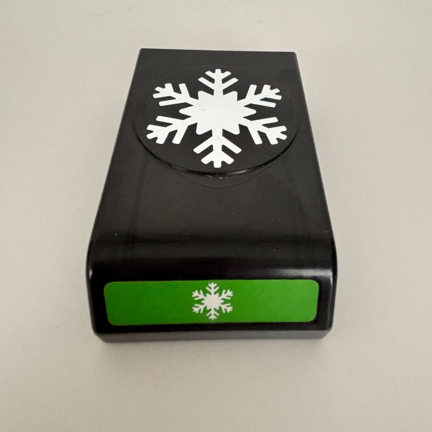 EK Success Snowflake Shape Punch Christmas Card Making Nordic Craft Large PSN L Snow