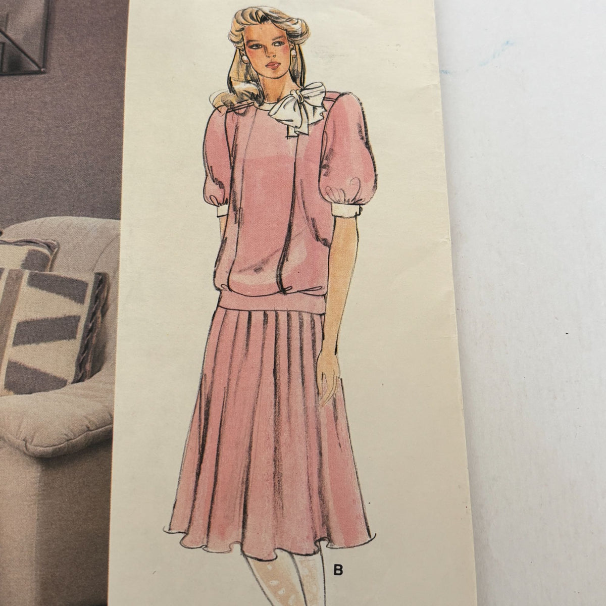 Vogue Sewing Pattern 1410 Albert Nipon Dress 1980s American Designer 12 Uncut