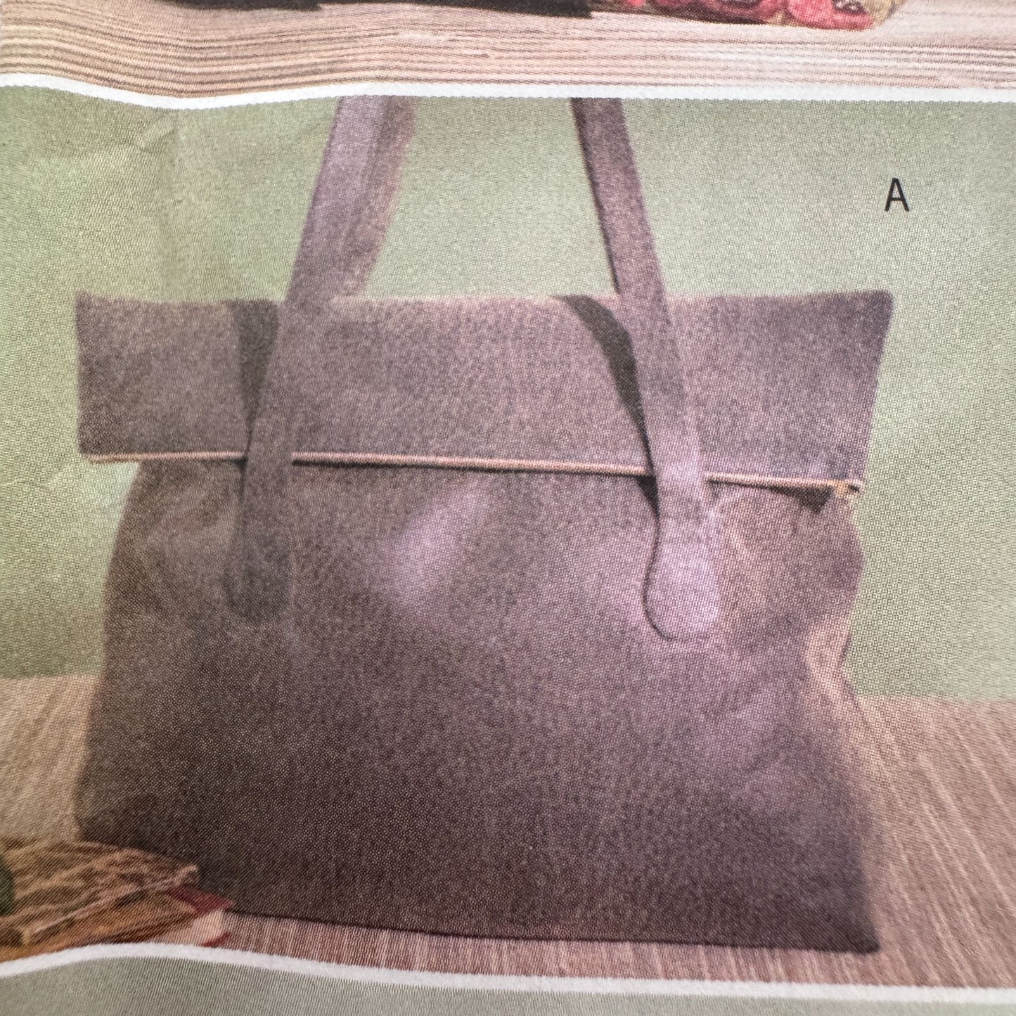 Butterick Sewing Pattern B4318 Large Tote Bag Pocket Travel Accessory Uncut