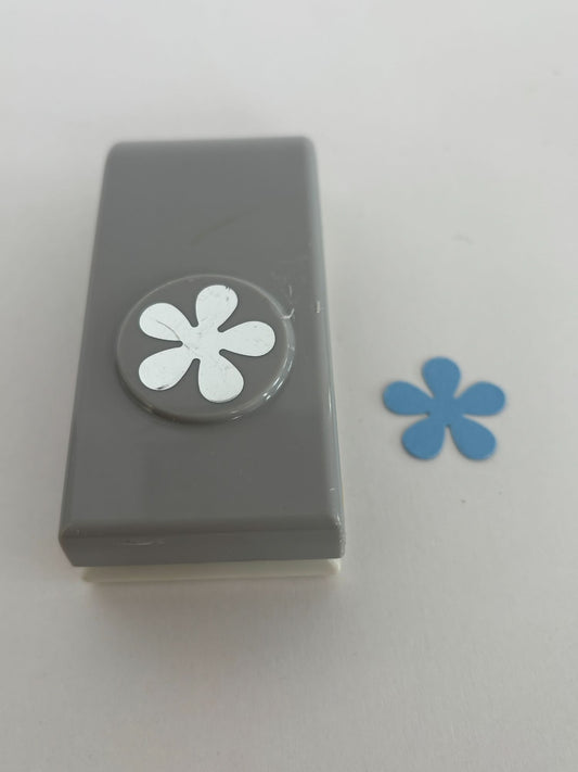 EK Success Paper Punch Flower Spring Garden Card Making Crafts Scrapbooking