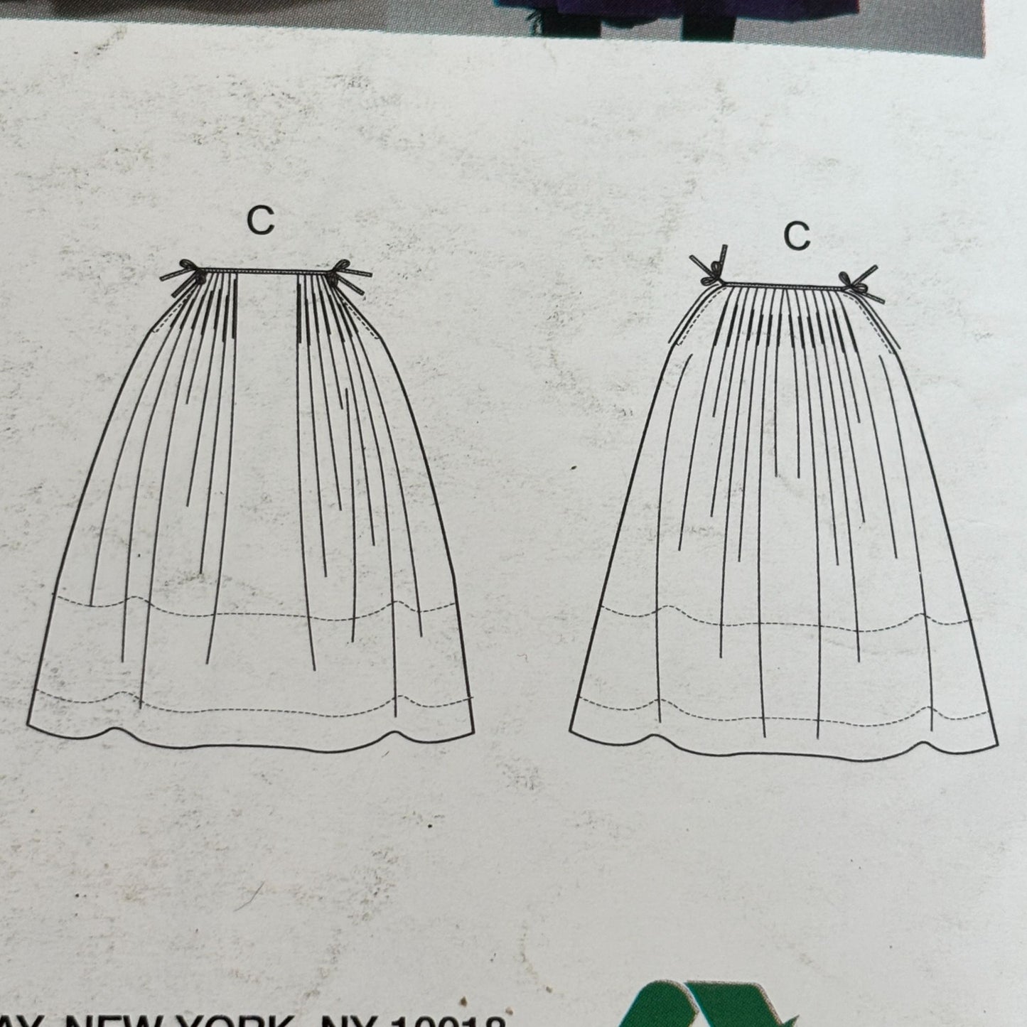 McCalls Cosplay Sewing Pattern M2089 Abigail Medieval Dress Renaissance Gown Costume 14-22 Uncut