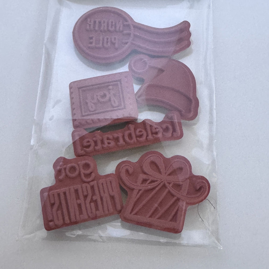 Hampton Art Ditto Christmas Cling Rubber Stamp Set North Pole Santa Hat Gift Cardmaking