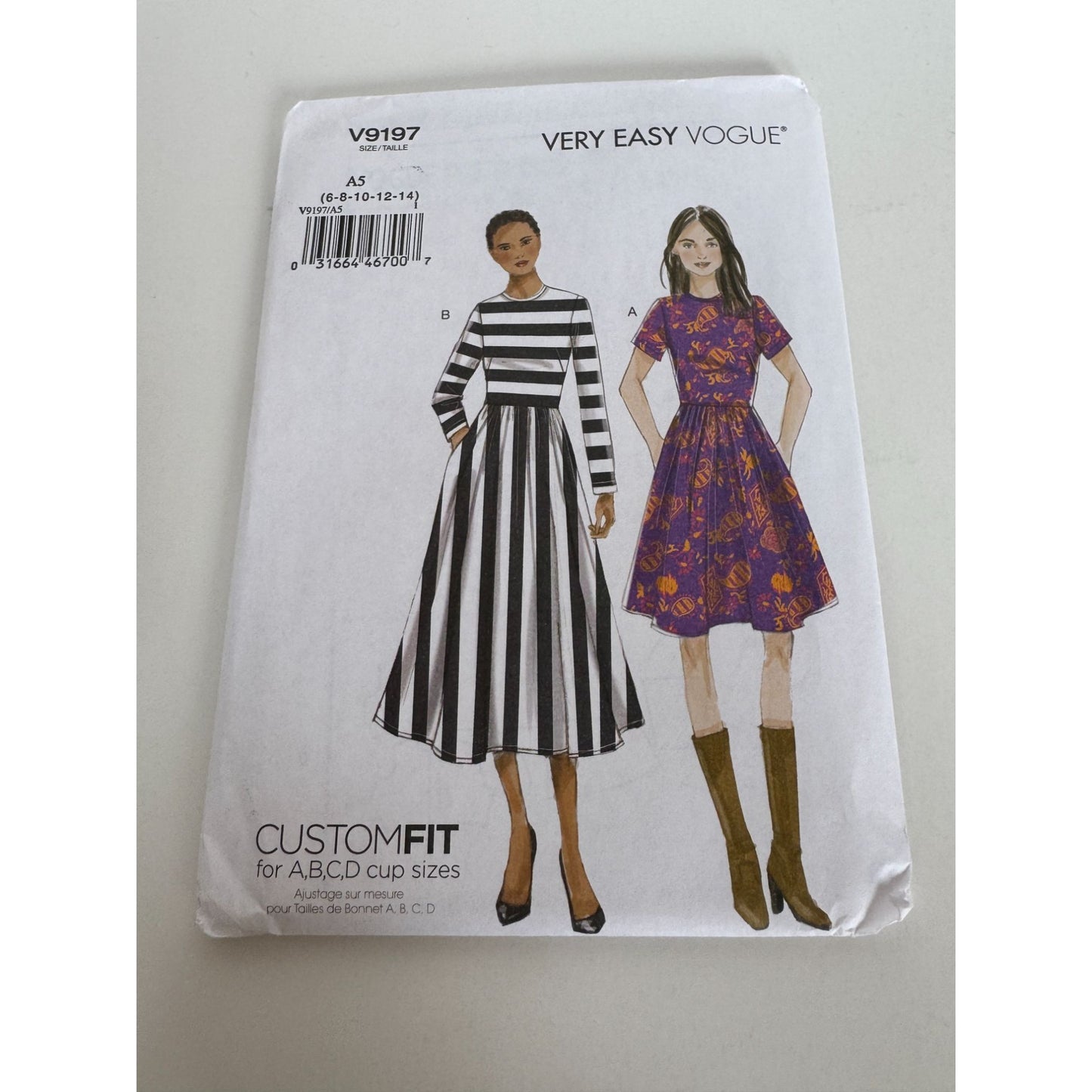 Vogue Sewing Pattern V9197 Misses Dress Pockets Easy Cup size A, B C D 6-14 UC