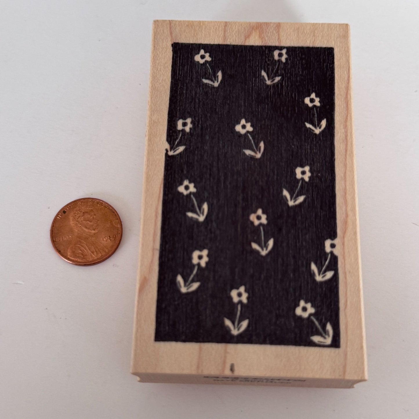 Rubbermoon Rubber Stamp Small Floral Background Daisy Flowers Scrapbooking Crafting Wallpaper Craft