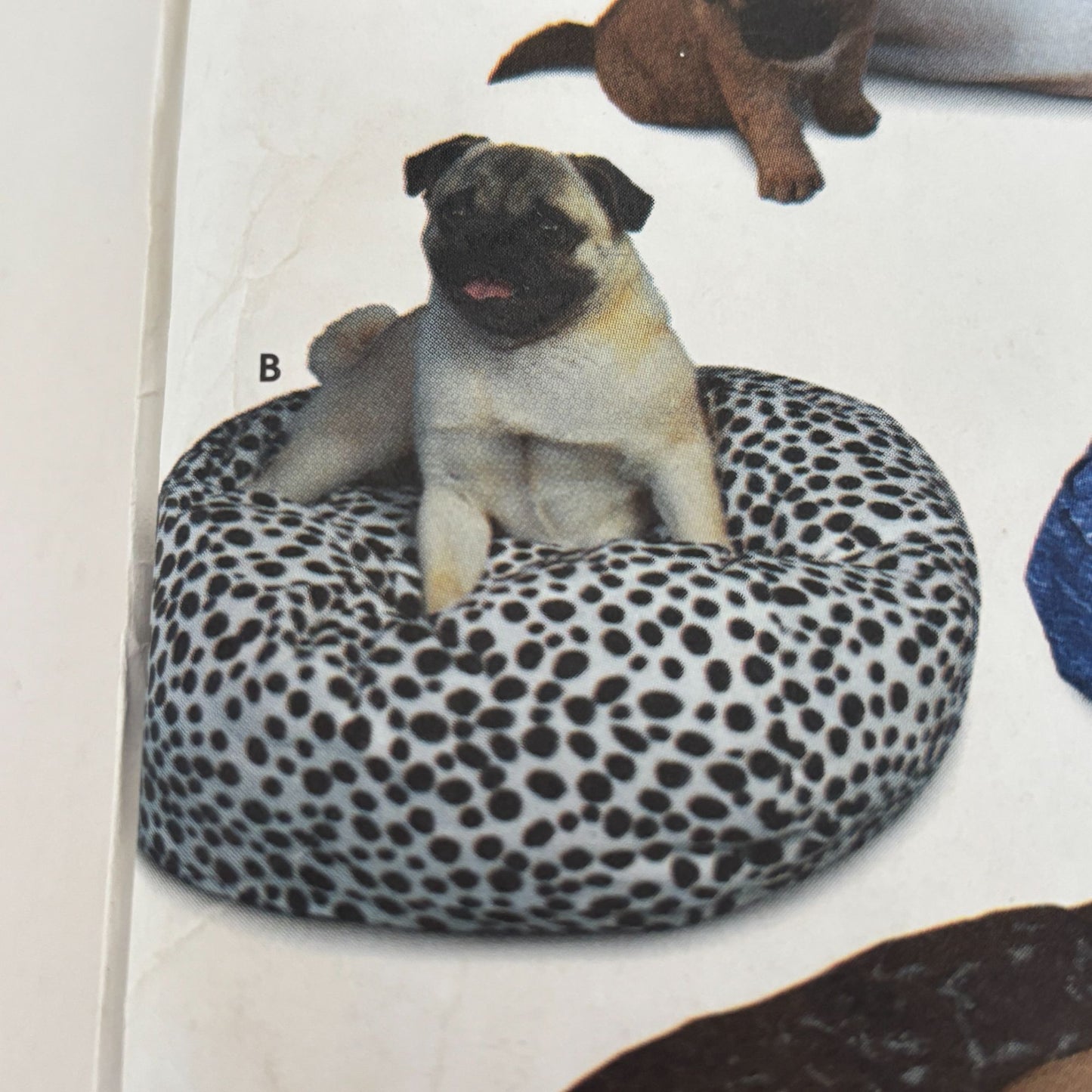 Simplicity Sewing Pattern 7014 Dog Beds Home Decor Pet Animal Longia Miller UC