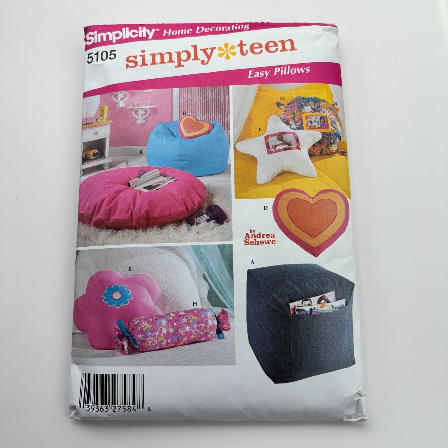Simplicity Sewing Pattern 5105 Teen Room Accessories Easy Pillows Bean Bag Chair Home Decor