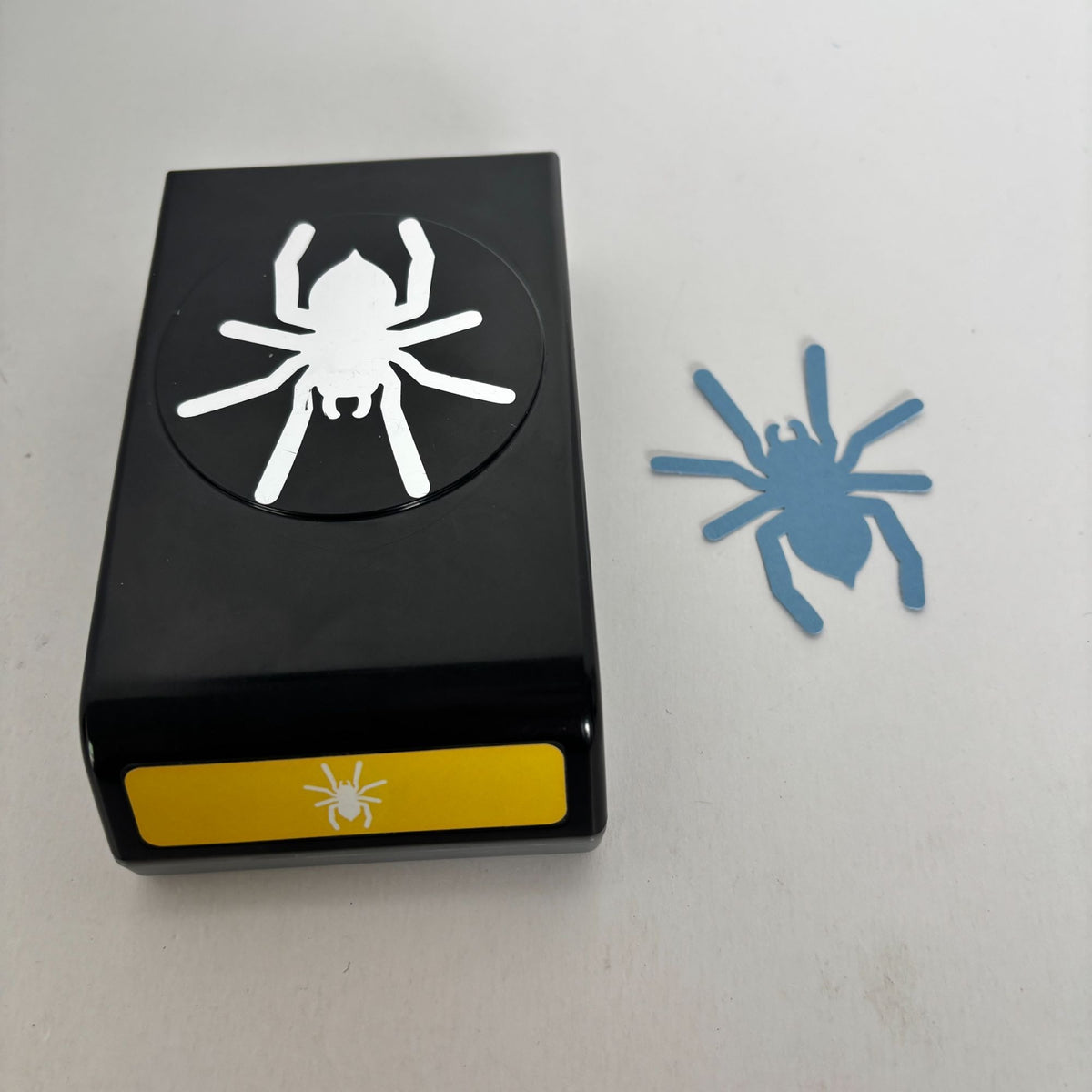 EK Success Paper Punch Spider Halloween Craft Card Making Invitations Spooky Scrapbooking Junk Journaling