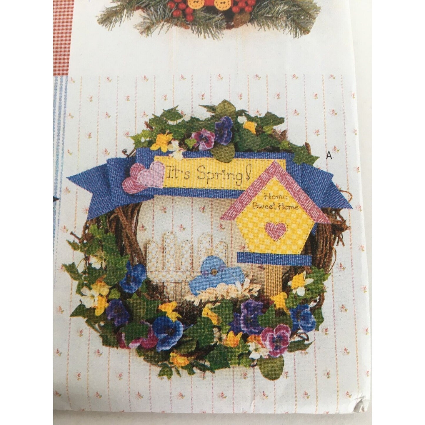 Butterick Sewing Pattern 4225 No-Sew Four Seasonal Wreaths Fall Christmas Uncut