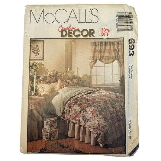 McCalls Sewing Pattern 693 Bedroom Pillow Shams Comforter Cover Curtains Dust Ruffle Uncut