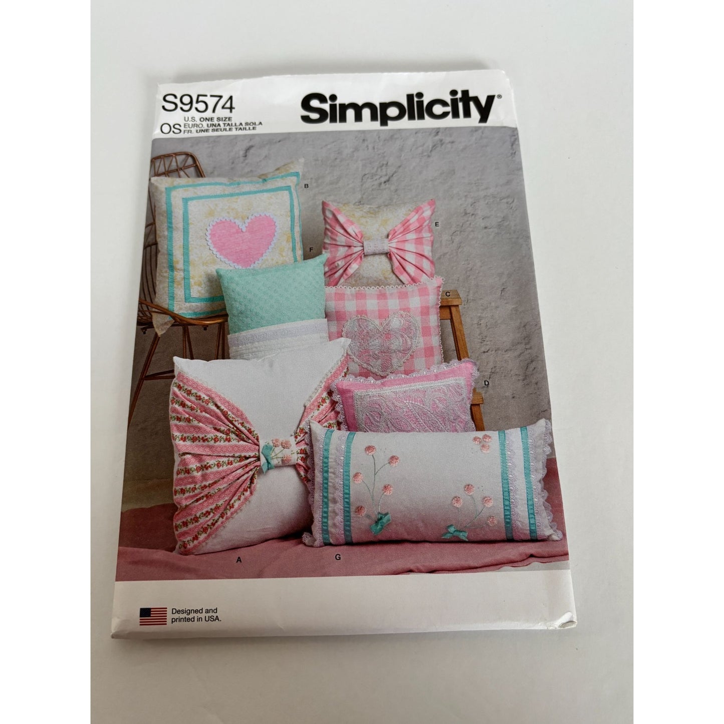 Simplicity Sewing Pattern S9574 Decorative Pillow Embroidery Bows Home Decor UC