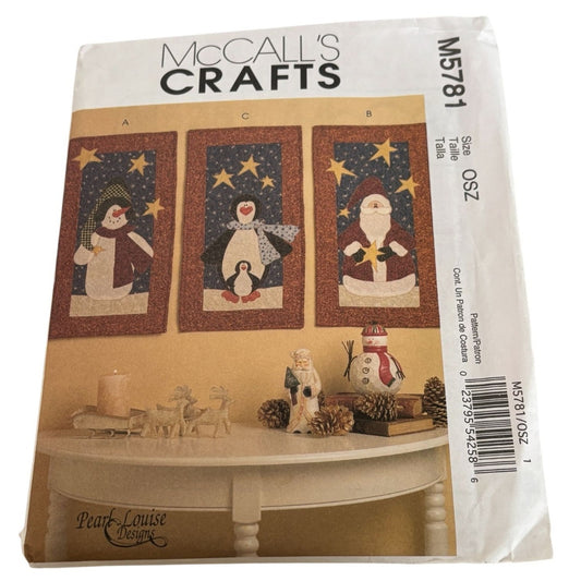 McCalls Crafts Pattern M5781 Mini Quilt Christmas Snowman Penguin Santa Holidays