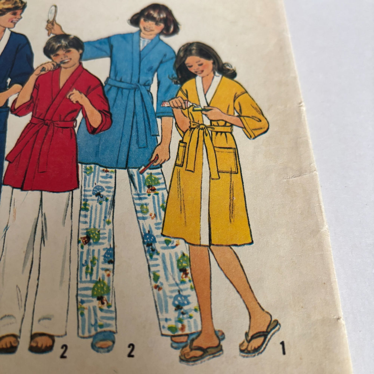 Simplicity Sewing Pattern 8120 Kimono Robe Loungewear 70s Teen Chest 32-33.5" Uncut