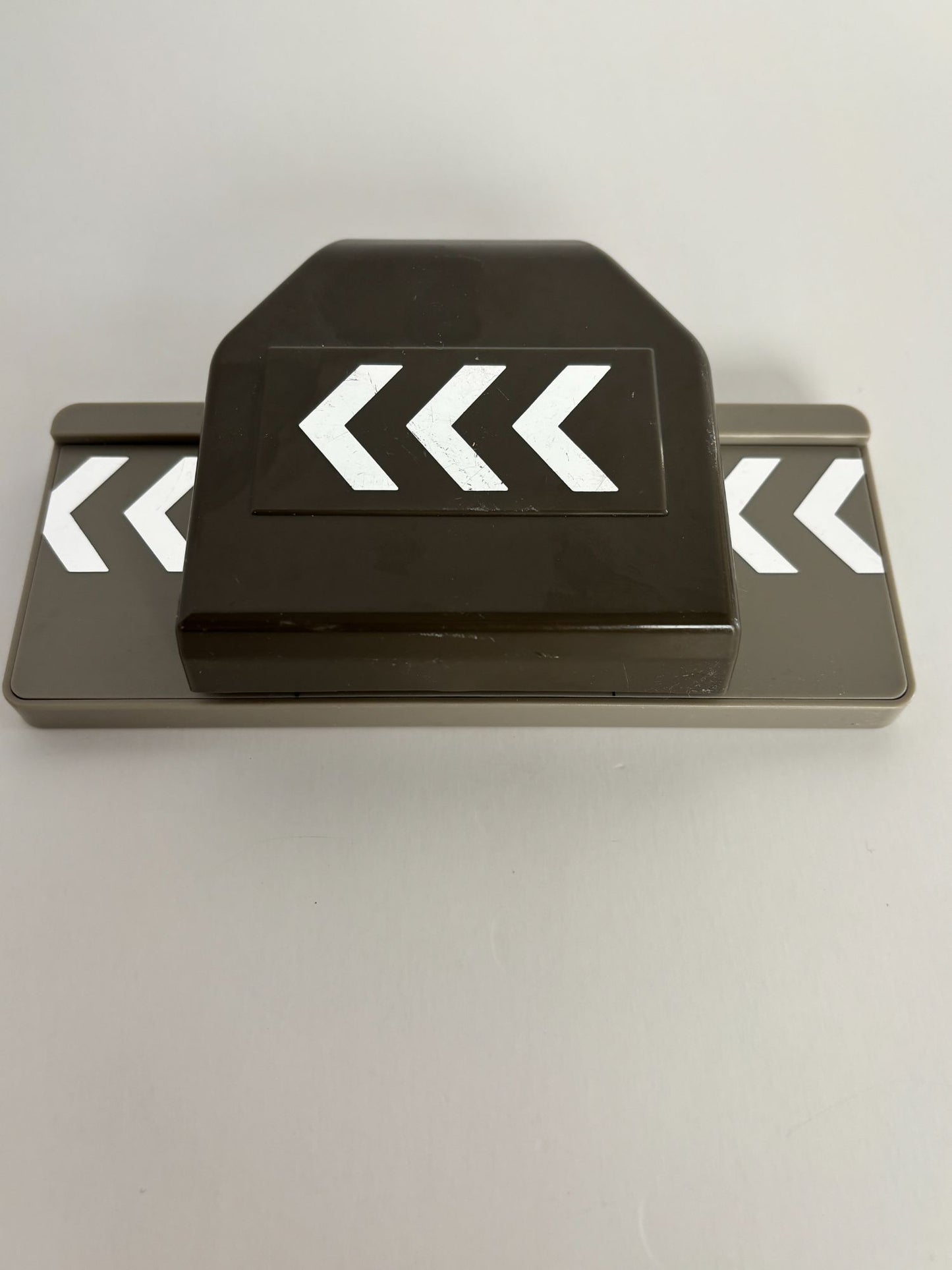 Stampin Up Chevron Border Paper Punch Arrow Craft Tool Card Making Scrapbooking