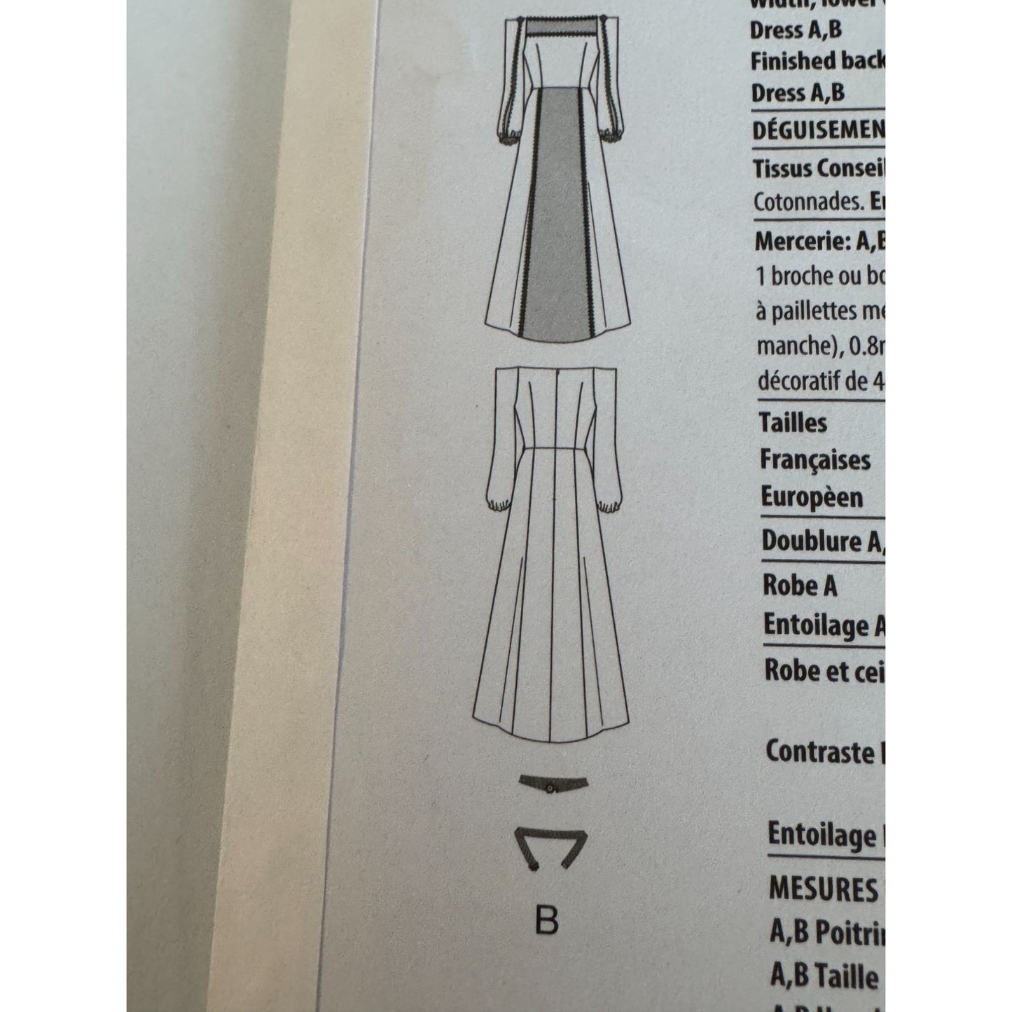 McCalls Sewing Pattern M8424 Womens Medieval Renaissance Costume Dress 18-26 UC
