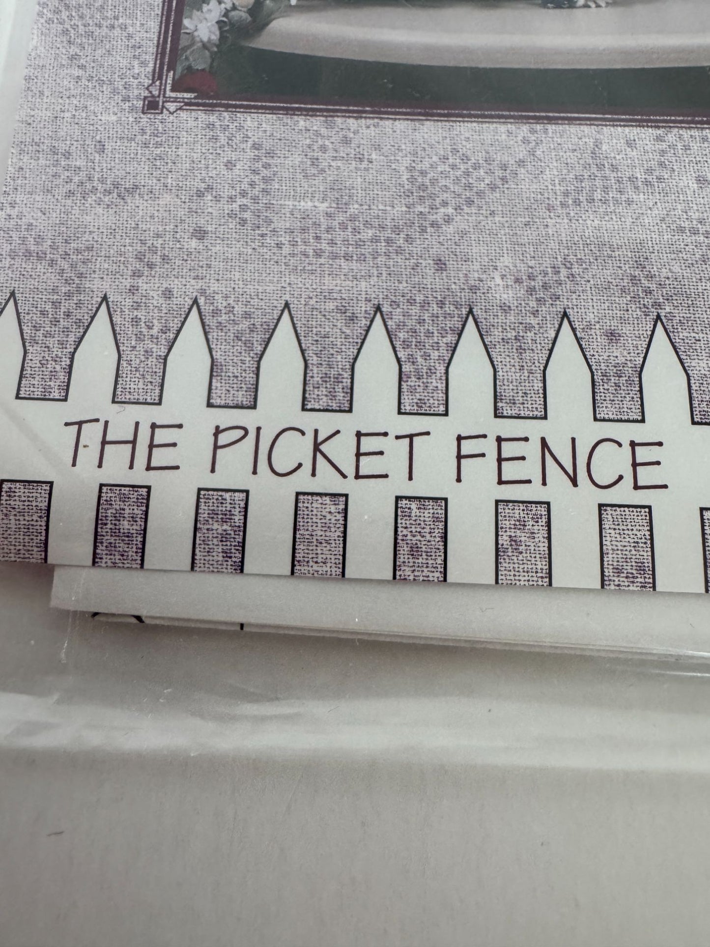 The Picket Fence Quilt and Embroidery Pattern Garden Party Wall Hanging Fashion
