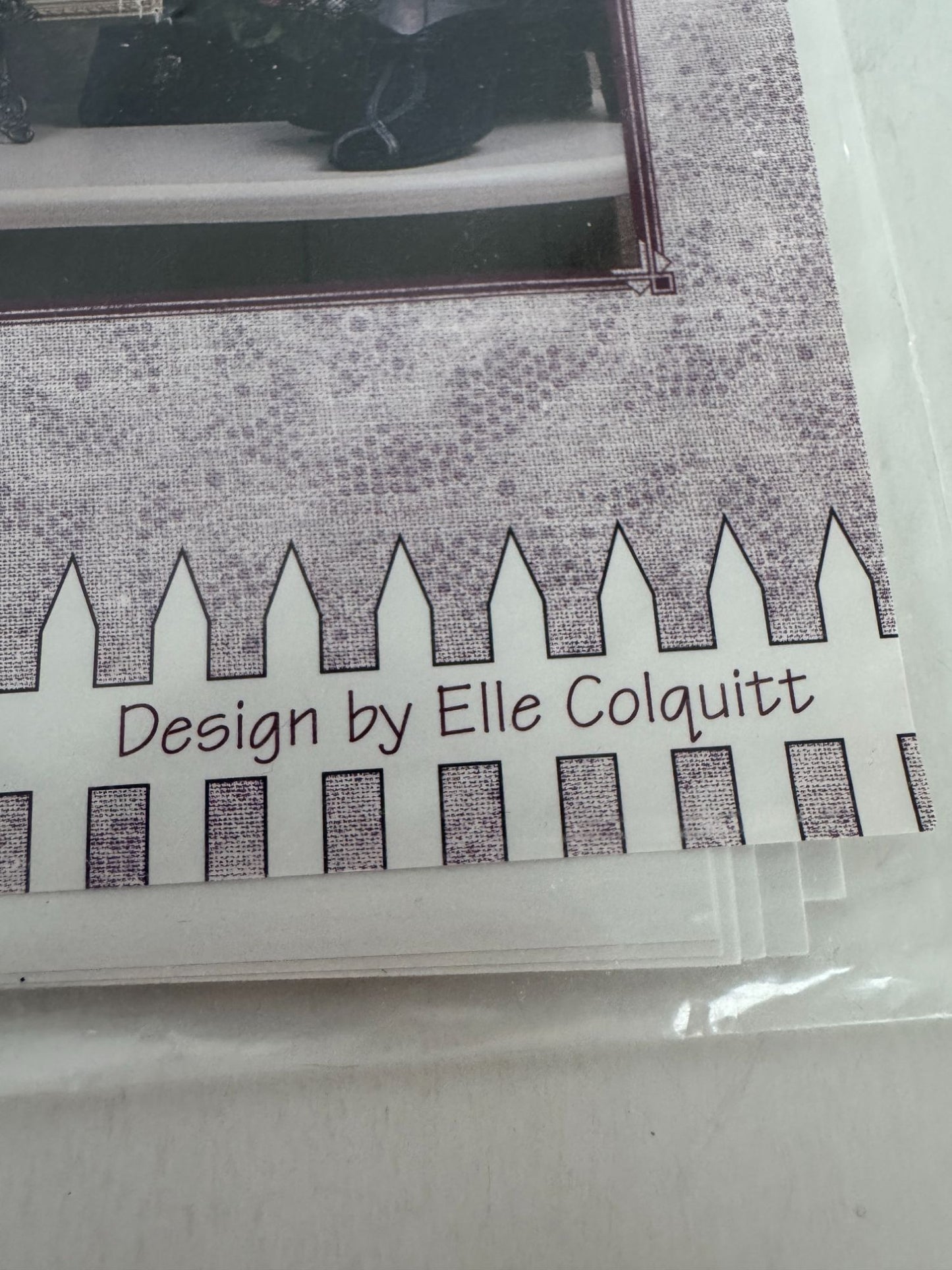 The Picket Fence Quilt and Embroidery Pattern Garden Party Wall Hanging Fashion