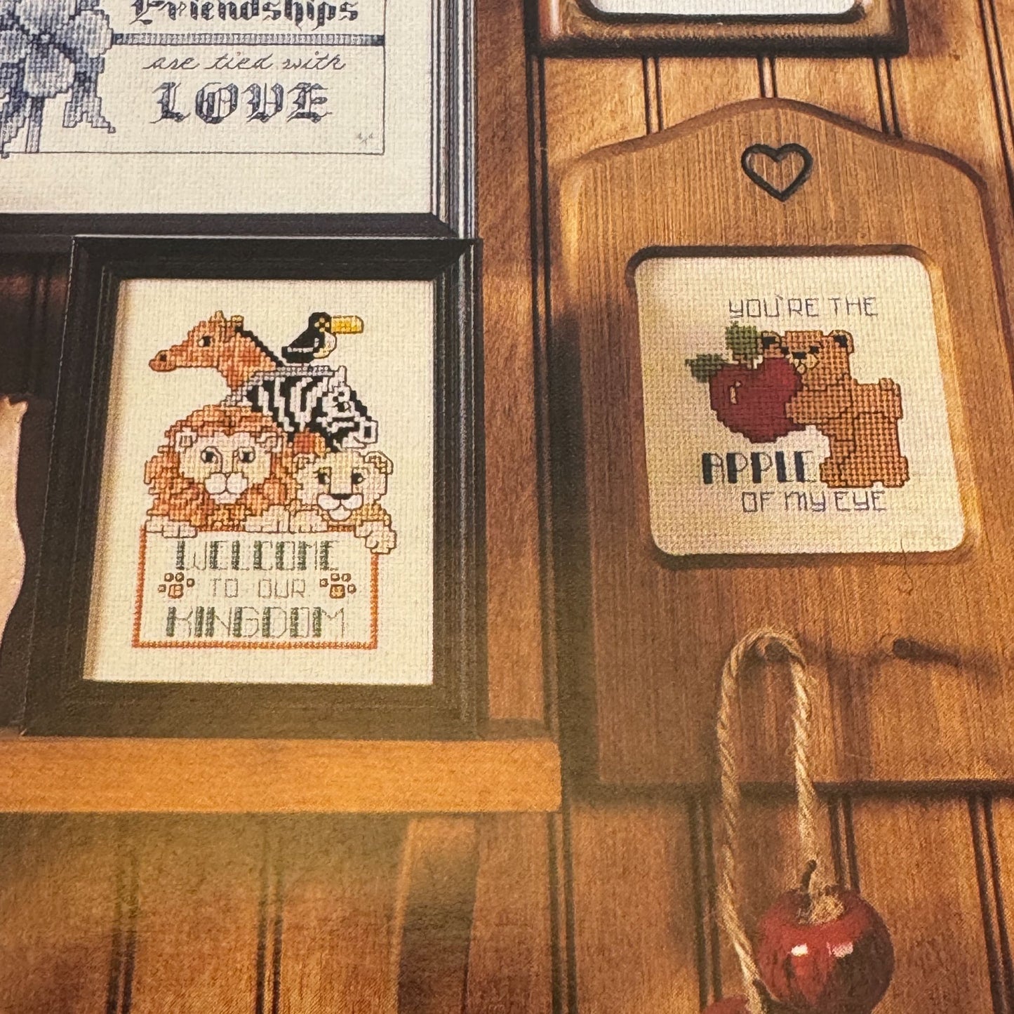 Leisure Arts Short and Sweet Leaflet 2193 Miniature Sayings Kooler Design Studio