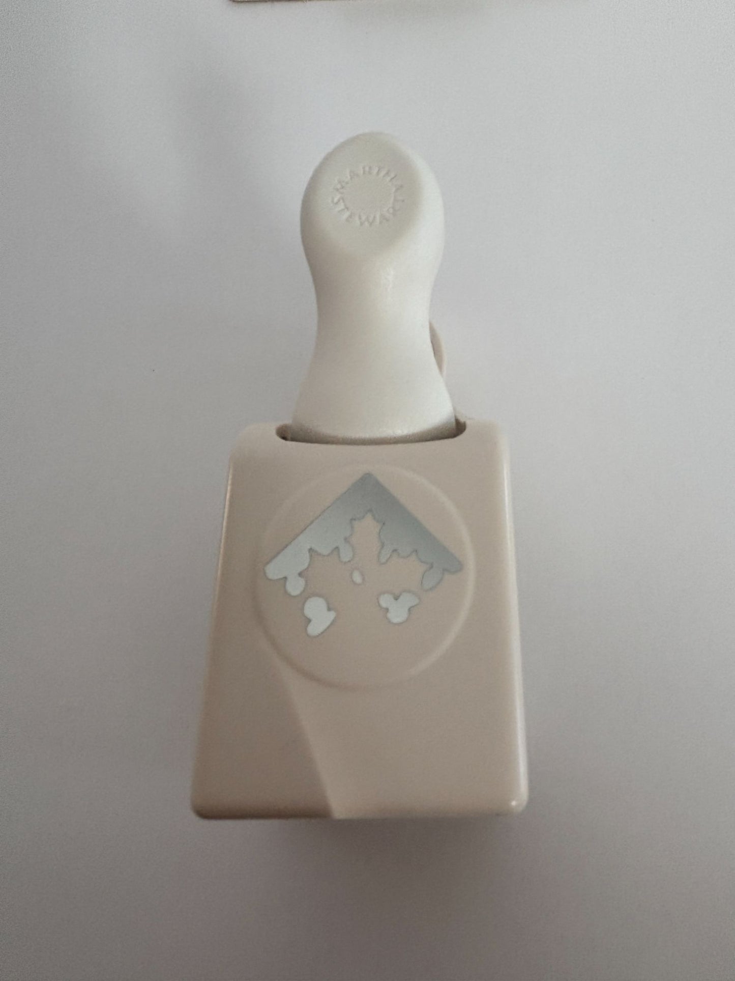 Martha Stewart Paper Punches Holly Leaves Christmas Card Making Corner Border