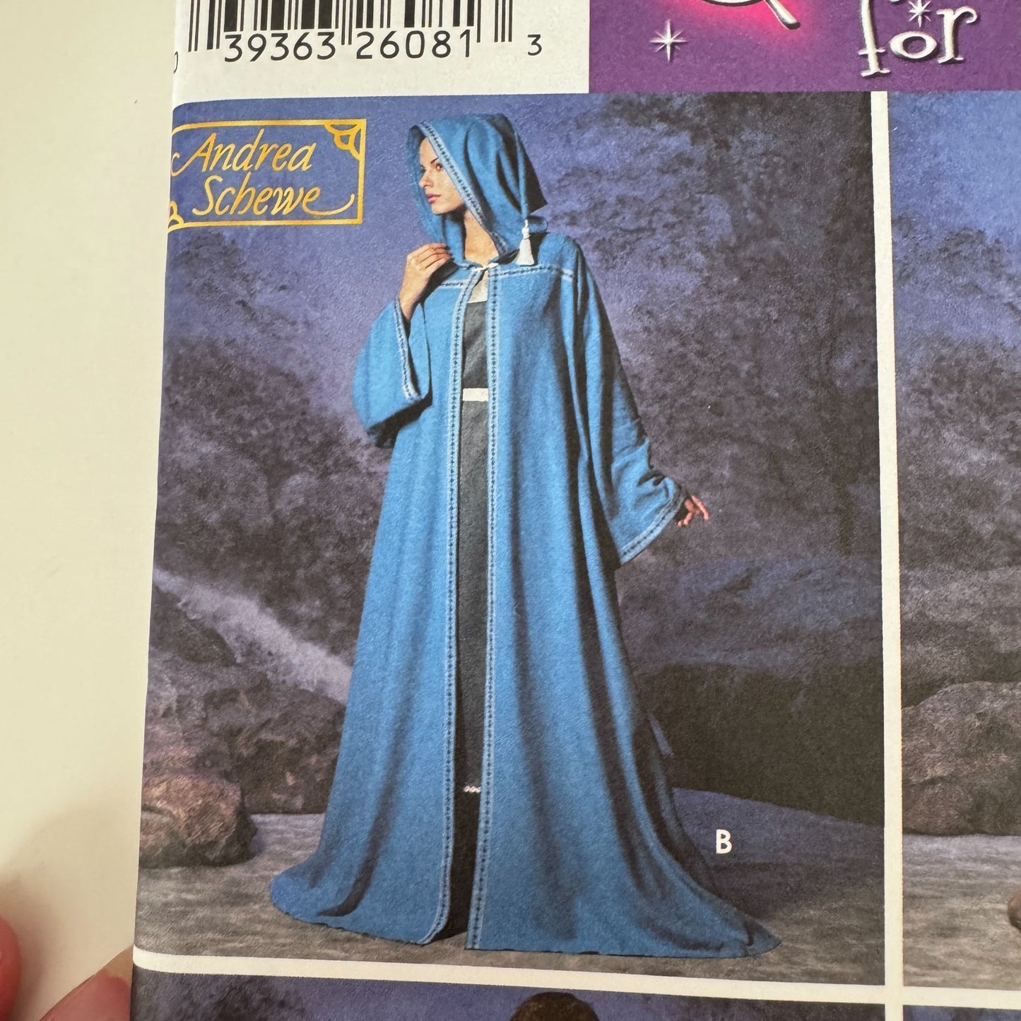 Simplicity Sewing Pattern 5840 Hooded Cloak Robe Medieval Sci-Fi Costume Fantasy Tunic XS-XL Uncut