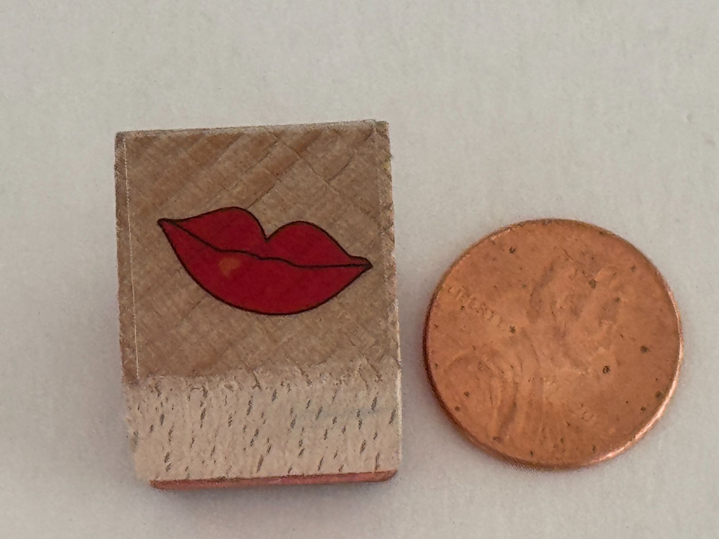 Red Lips Wooden Rubber Stamp Valentines Day Cardmaking Love Kiss Mouth Smile