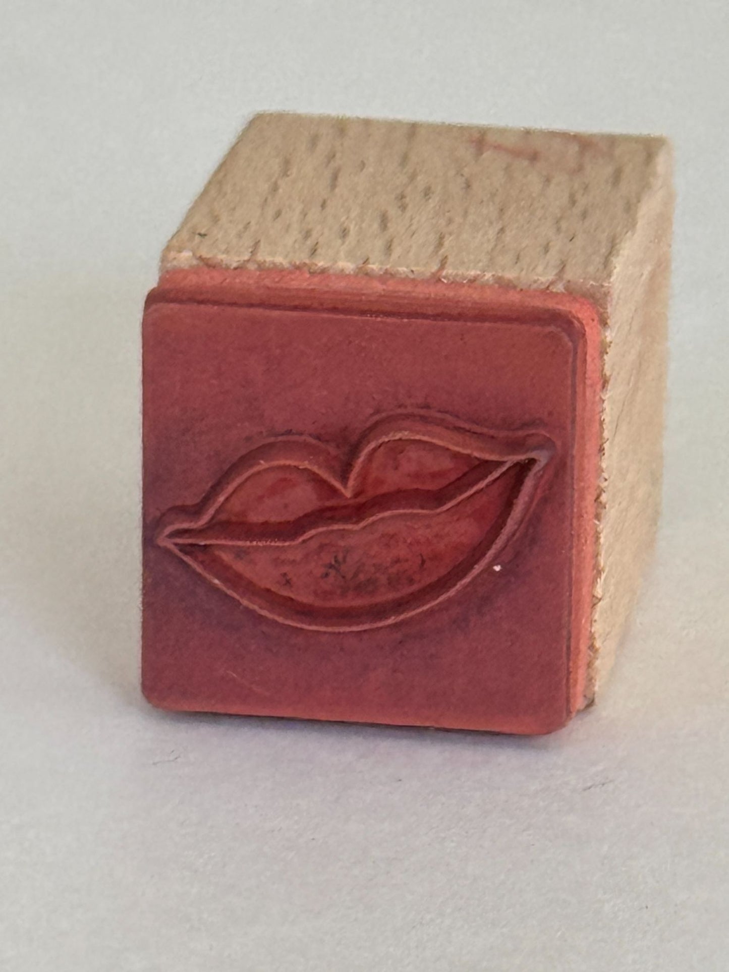 Red Lips Wooden Rubber Stamp Valentines Day Cardmaking Love Kiss Mouth Smile