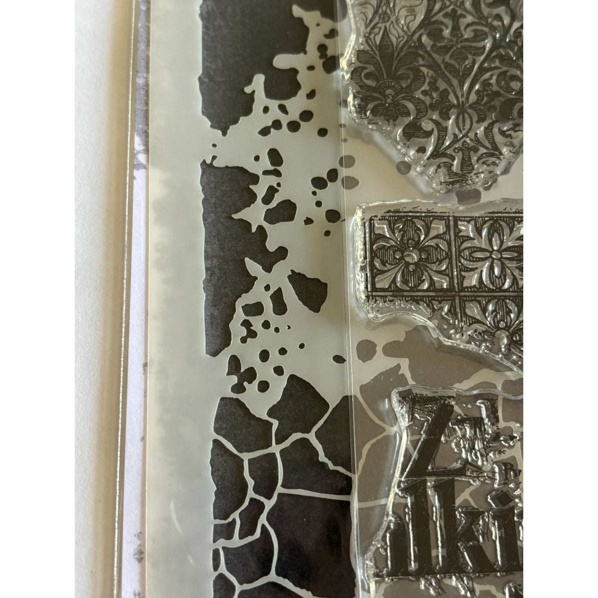 Stampers Anonymous Tim Holtz Mixed Media Clear Stamps Stencil Set Safari Print