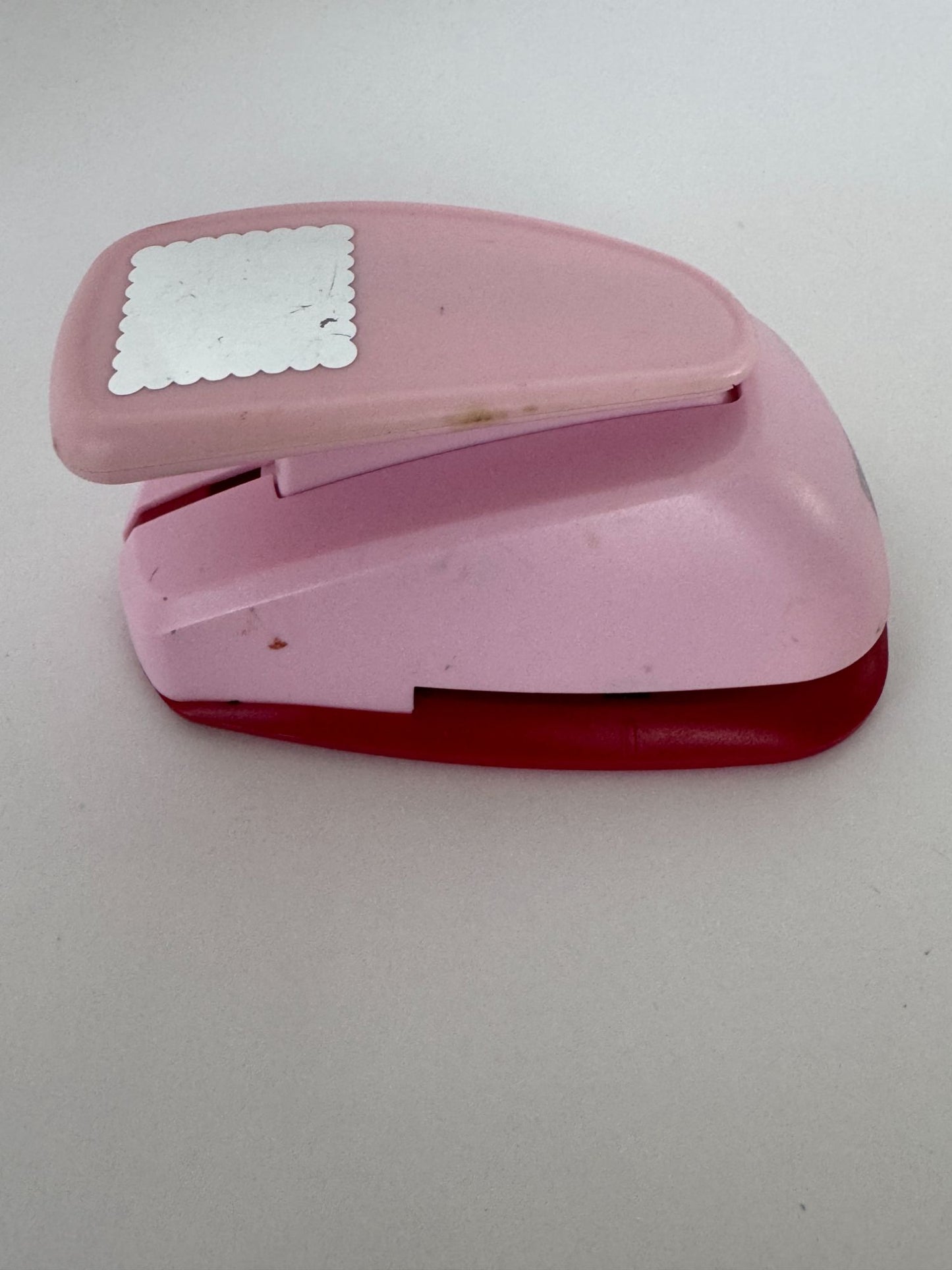 Marvy Uchida Craft Punch Pink Scalloped Square Scrapbooking Card Making 1.75 in