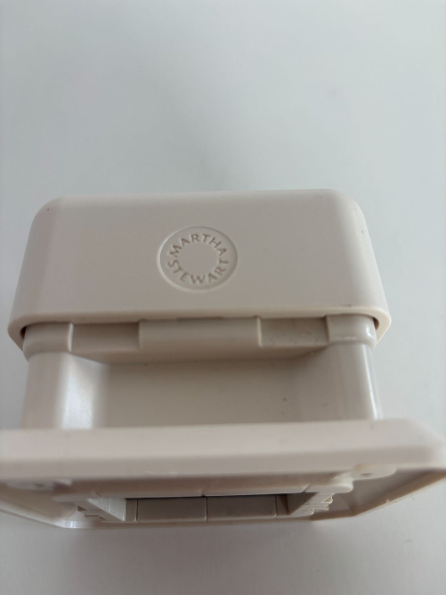 Martha Stewart Nordic Snowflake Paper Punch All Over Page Christmas Card Making