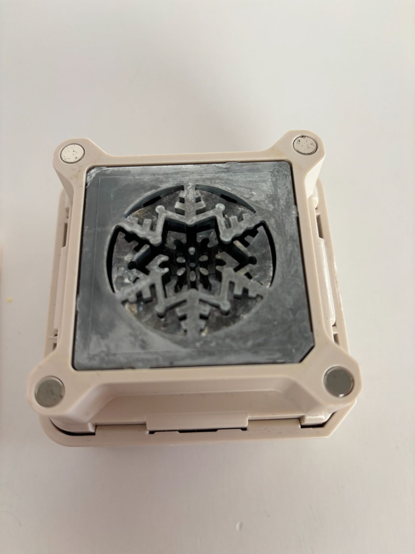 Martha Stewart Nordic Snowflake Paper Punch All Over Page Christmas Card Making