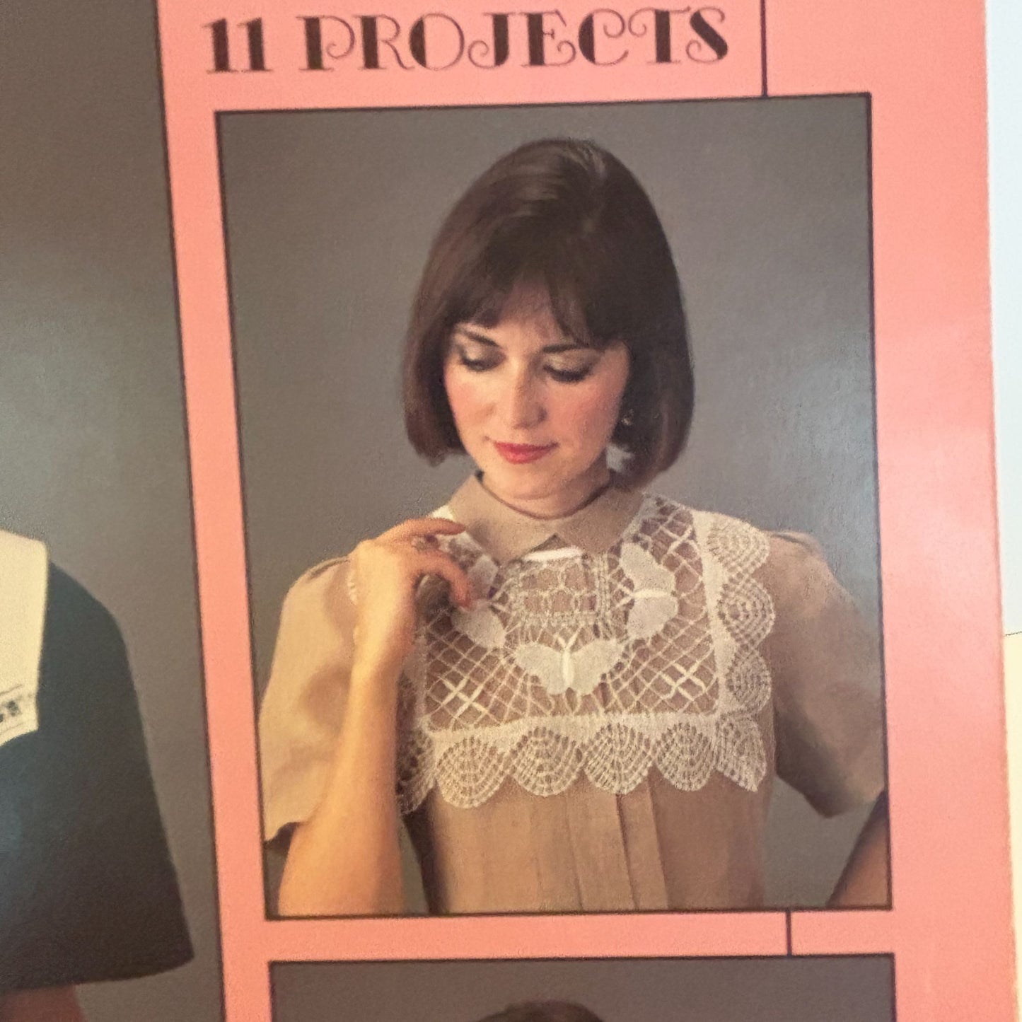Leisure Arts Sewing Pattern 1058 Detachable Heirloom Collars Recycle Upcycle Sew