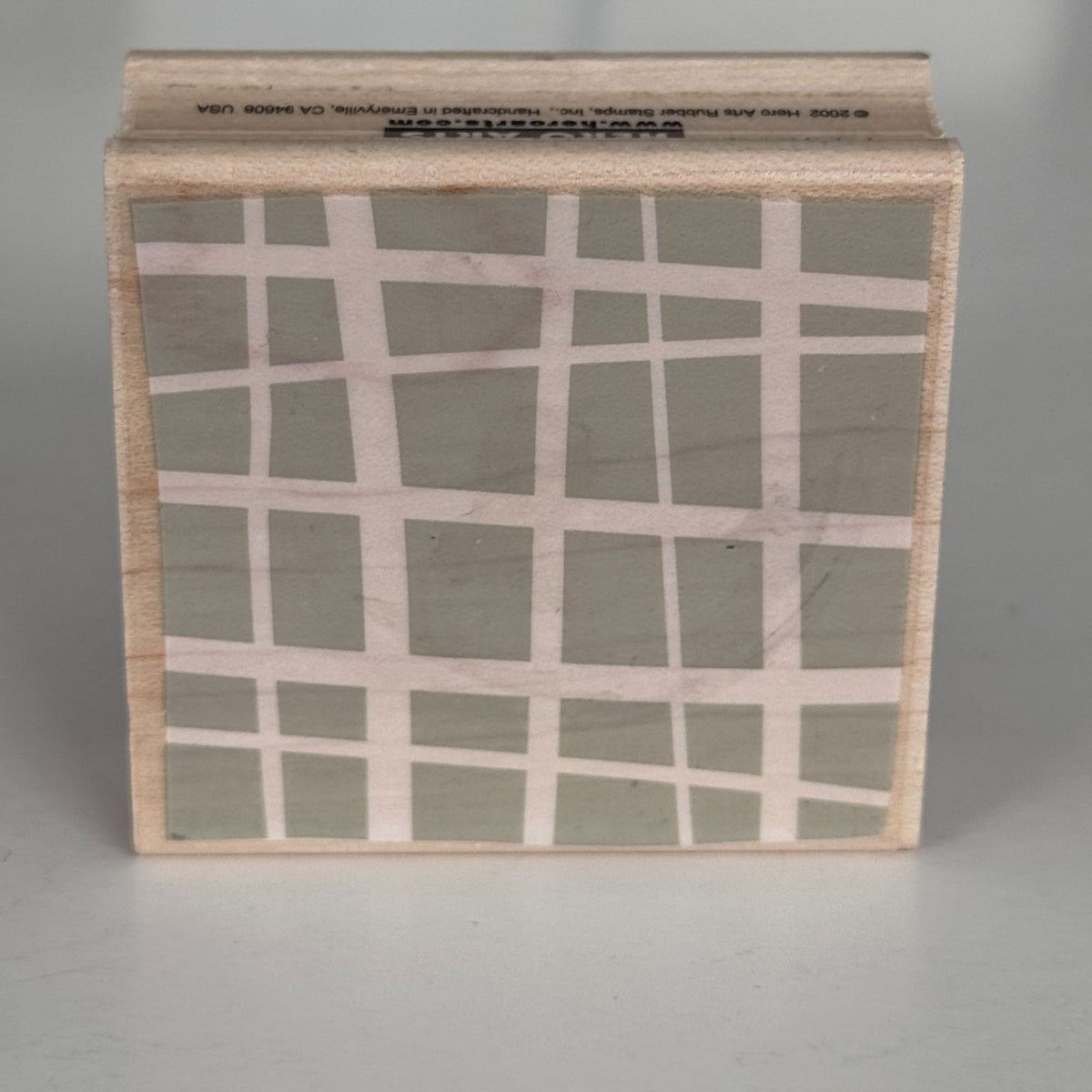 Hero Arts Rubber Stamp Crisscross Background Modern Grid Geometric Texture Cardmaking Scrapbook Paper Craft E2538