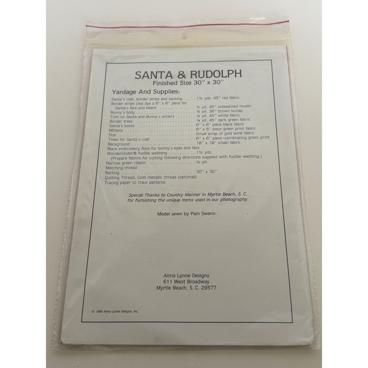 Alma Lynne Applique Quilt Pattern Santa Rudolph Christmas Home Decor 30x 30 Inch