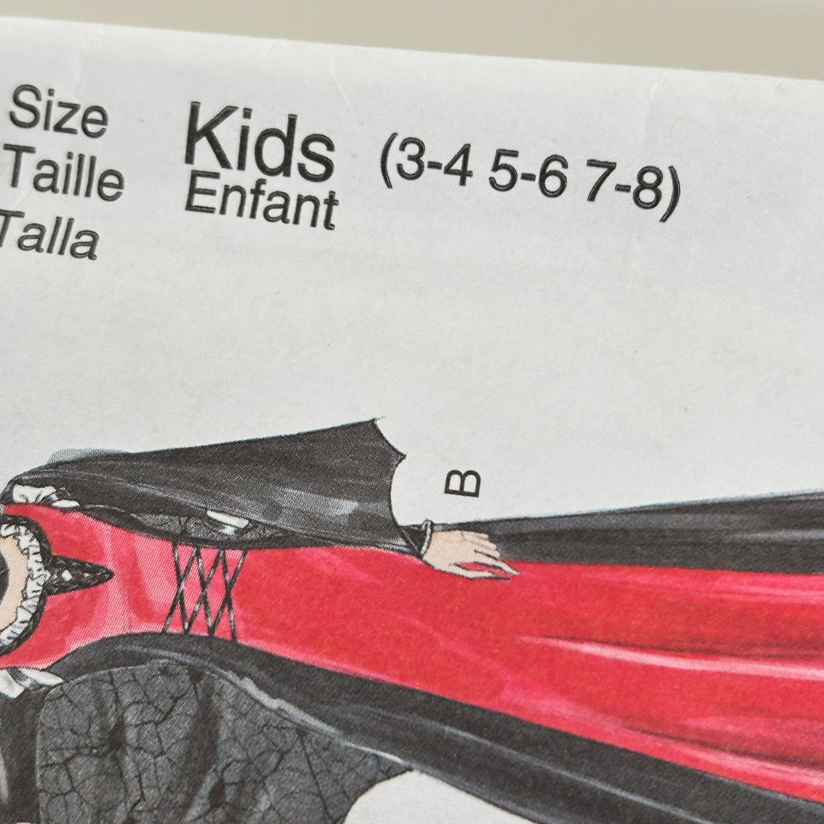 McCalls Sewing Pattern M6817 Scottish Archer Dress Costume Vampire Cape Halloween Girls 3-8 Uncut