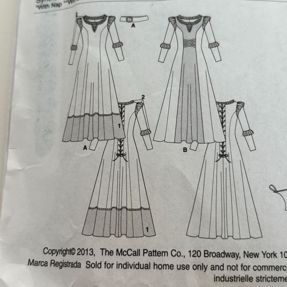 McCalls Sewing Pattern M6817 Scottish Archer Dress Costume Vampire Cape Halloween Girls 3-8 Uncut