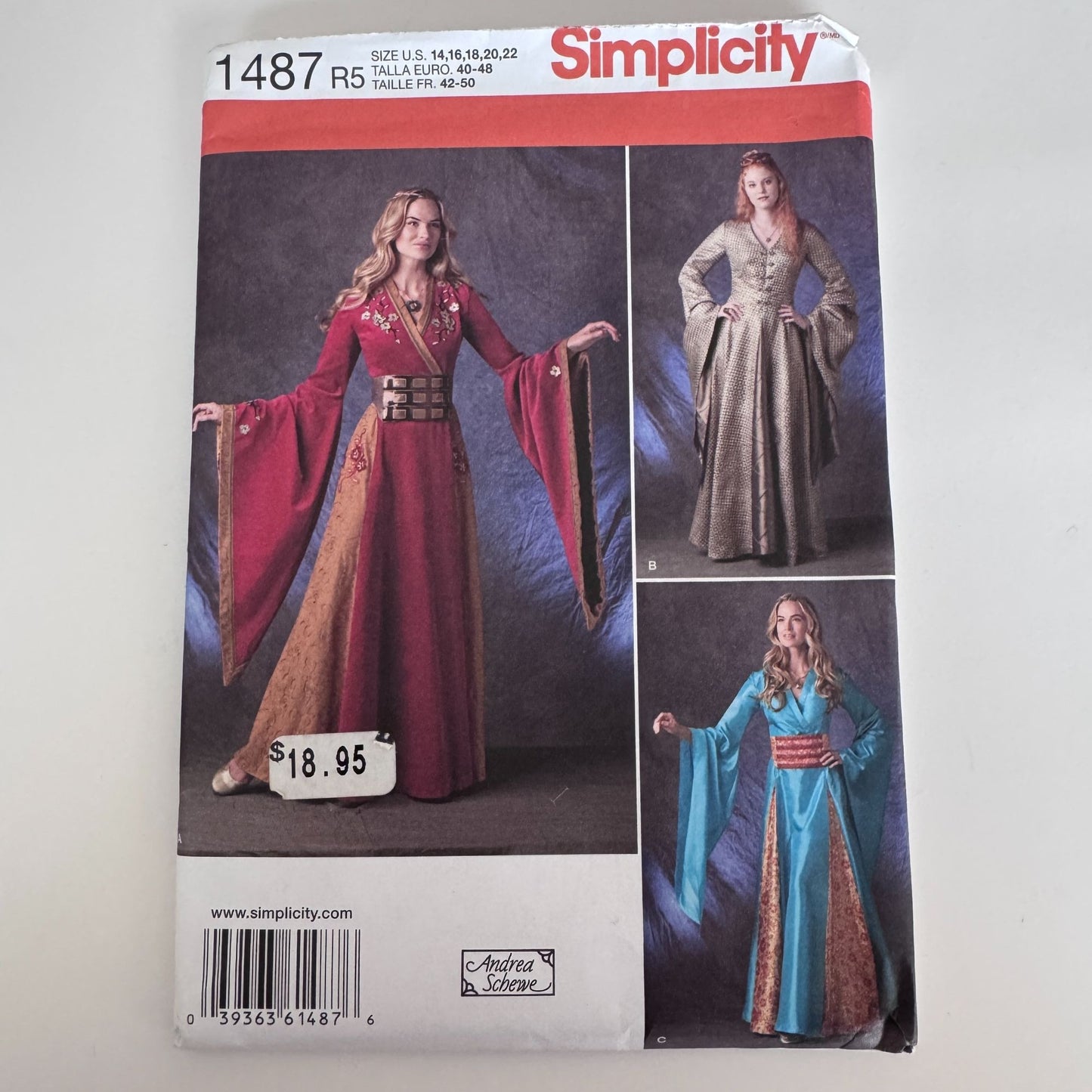 Simplicity Sewing Pattern 1487 Medieval Costume Dress Wide Sleeves Fantasy 14-22 Renaissance Cosplay Uncut