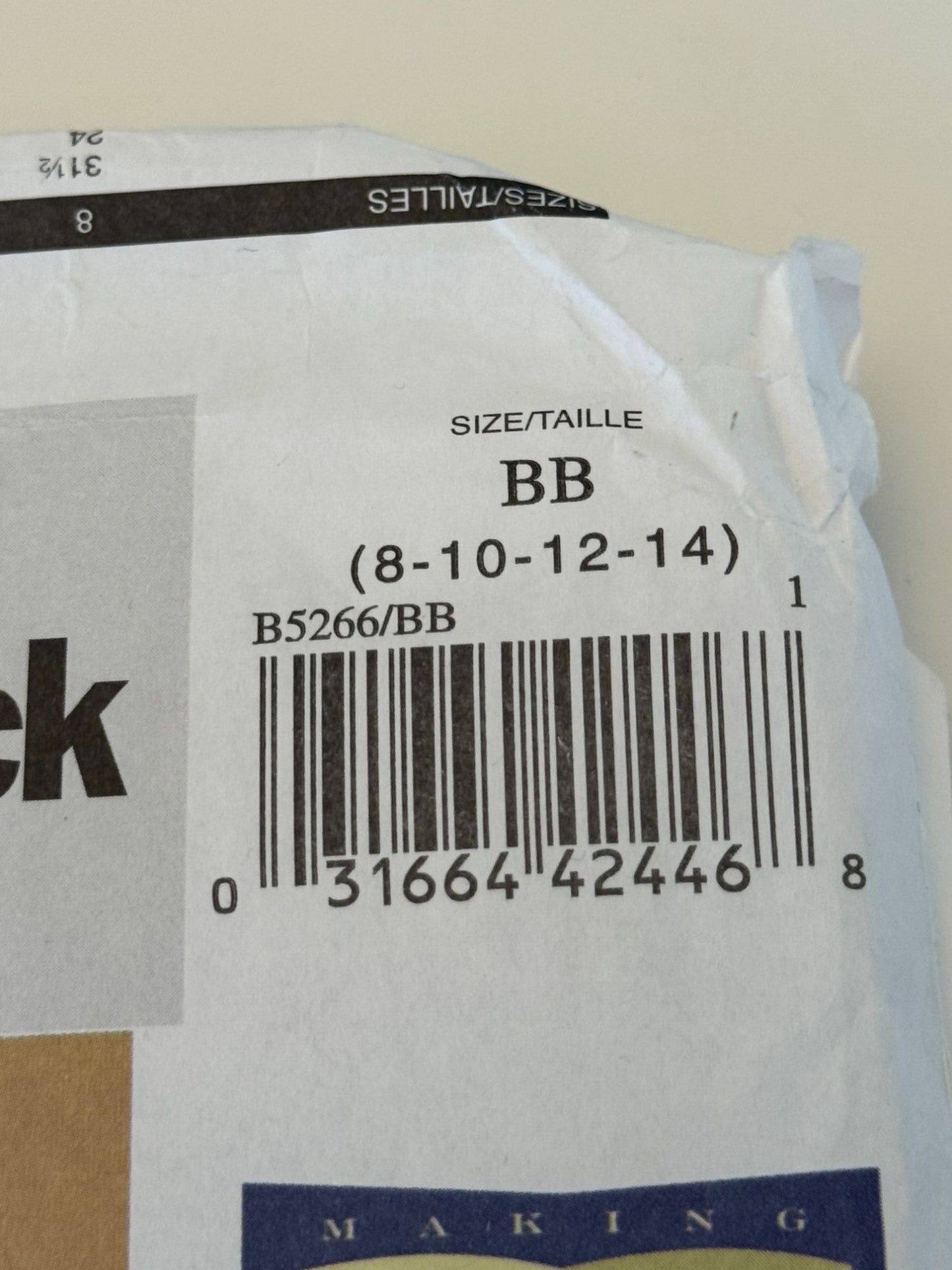 Butterick Sewing Pattern B5266 Victorian Christmas Costume Dickens Caroler 8-14