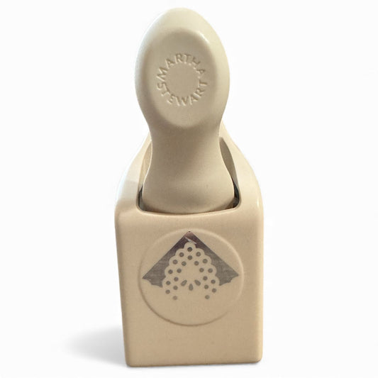 Martha Stewart Paper Punch VINTAGE DOILY Corner Craft Decorative Edge Lace