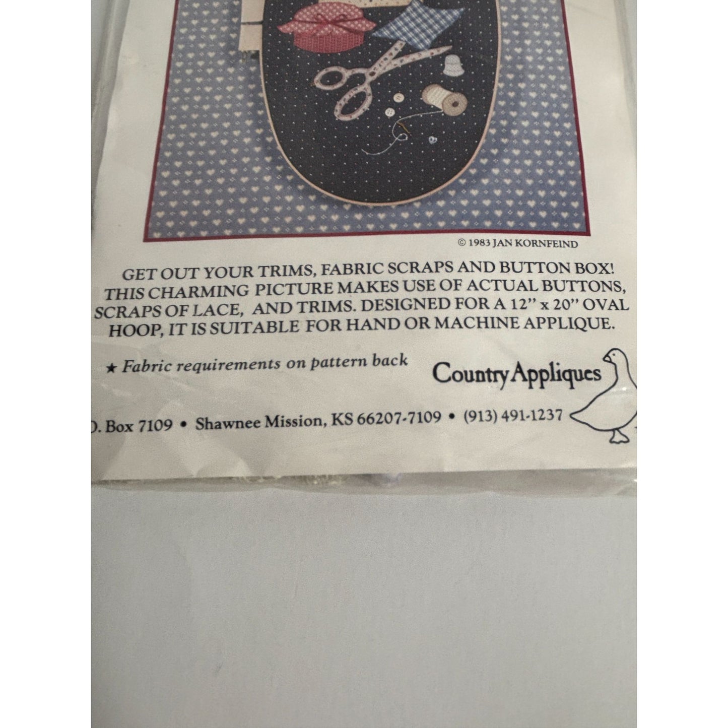 Country Appliques Scrap Quilting Pattern The Sewing Box Seamstress Oval 1980s