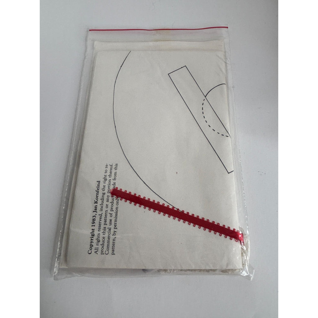 Country Appliques Scrap Quilting Pattern The Sewing Box Seamstress Oval 1980s