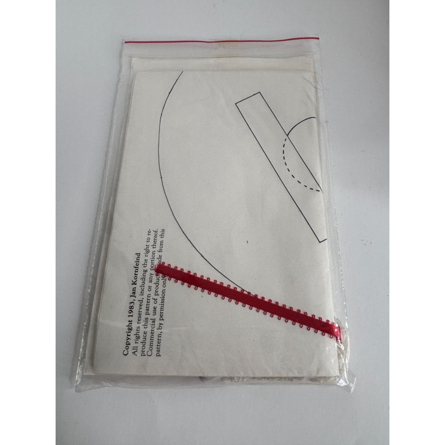 Country Appliques Scrap Quilting Pattern The Sewing Box Seamstress Oval 1980s