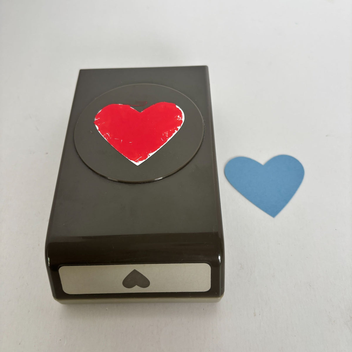 Stampin Up Paper Punch Heart Shape Romantic Valentine Card Making Junk Journals Craft Scrapbooking