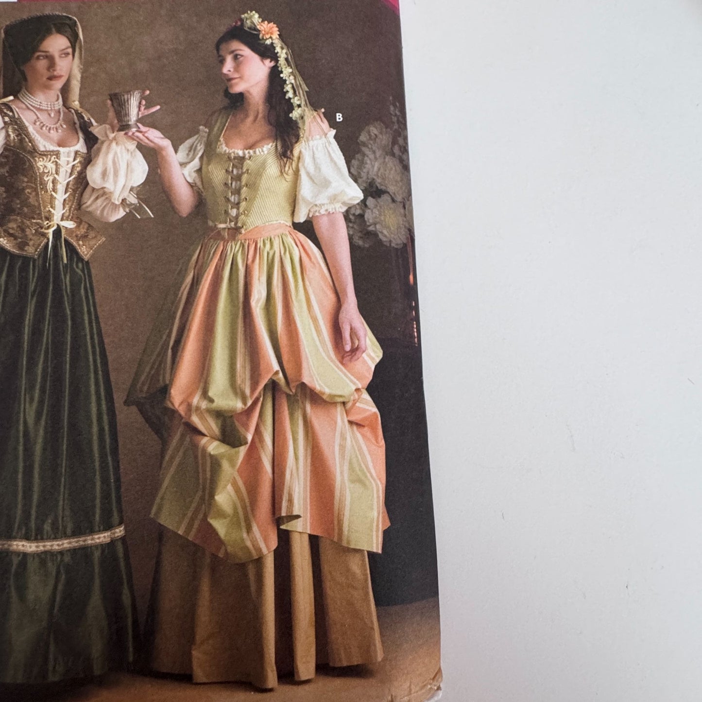 Simplicity Sewing Pattern 3809 Skirt Corset Renaissance Celtic Costume 10-14 UC Andrea Schewe