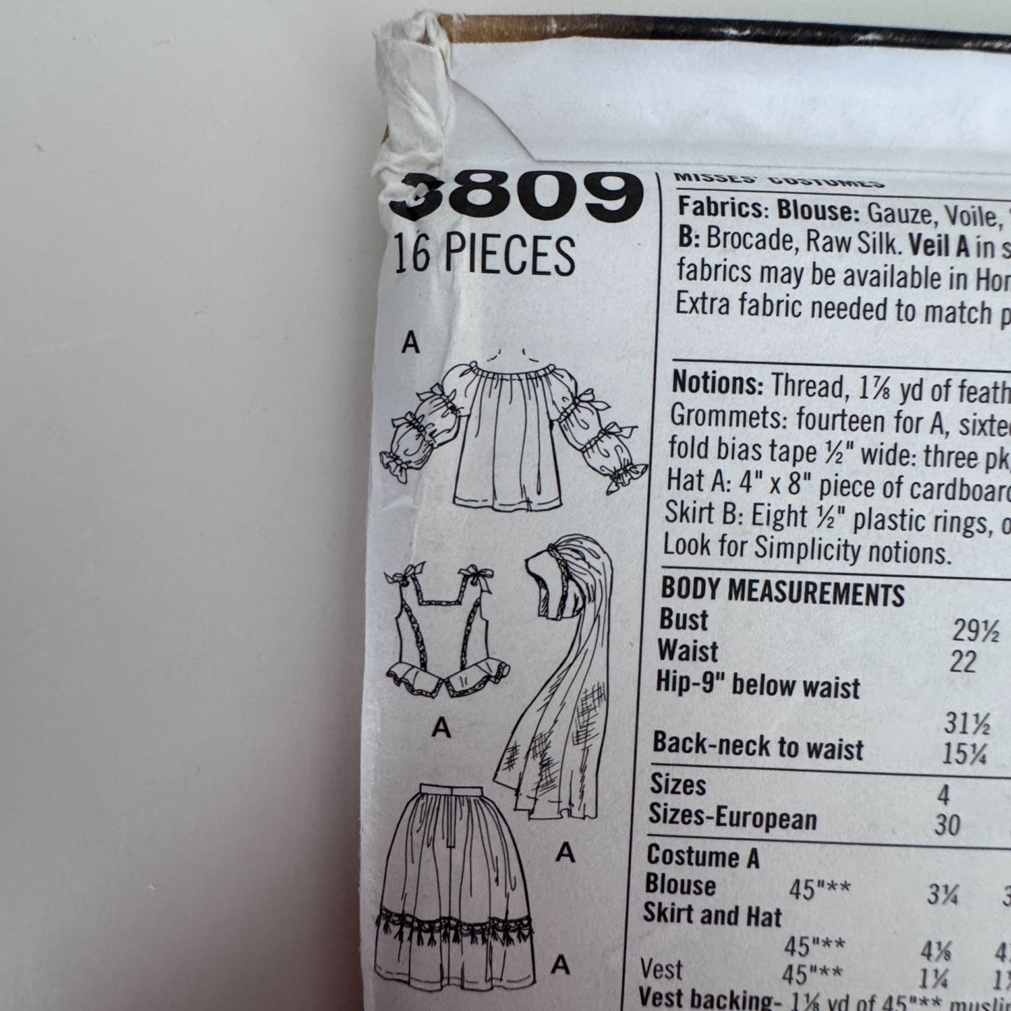 Simplicity Sewing Pattern 3809 Skirt Corset Renaissance Celtic Costume 10-14 UC Andrea Schewe