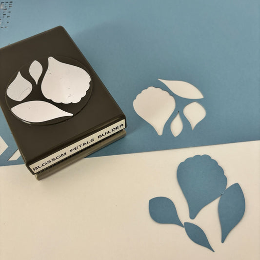 Stampin Up Paper Punch Blossom Petals Flower Builder Extra Large Floral Nature