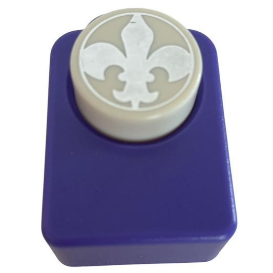 Fleur de Lis Paper Punch Craft Card Making Scrapbooking Round Circle Motif 1"